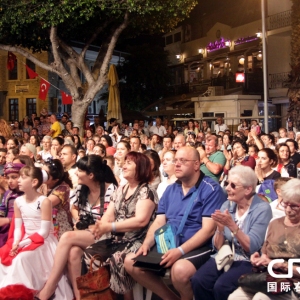 第15届博德鲁姆国际舞蹈节土耳其开帷幕 组图