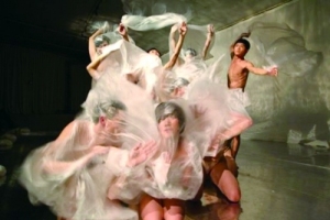 舞剧该不该有字幕？