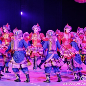 《日月》北京舞蹈学院中国民族民间舞系2012级教学试验演出
