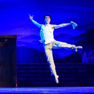 大型舞剧《恰同学少年》获好评:同学少年舞英姿