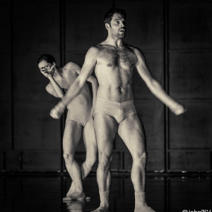 意大利摄影师分享NDT荷兰舞蹈剧场演出剧照