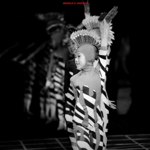 [走台和幕后]《野斑马》北京中关村二小演绎首部中国原创童话舞剧