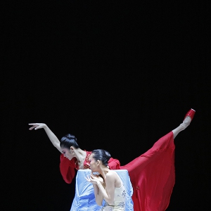 中央芭蕾舞团《牡丹亭》描述穿越时空的生死之恋