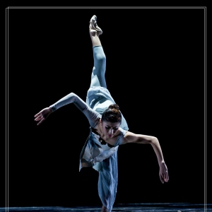 上海戏剧学院舞蹈学院舞蹈新作《九层之台》剧照