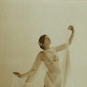 【舞蹈老照片】 露丝·圣丹妮丝 美国现代舞鼻祖
