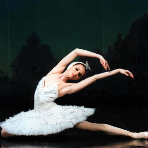 芭蕾舞剧《天鹅湖》为什么可以经久不衰？