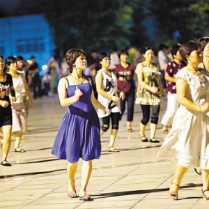 广场舞争议凸显中国快速城市化带来扭曲