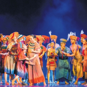中国舞剧《逐梦天涯》上演伦敦 用舞蹈和音乐讲述感人传说