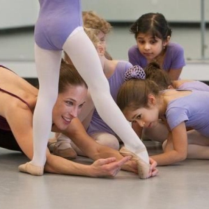 【北舞小课堂】芭蕾舞训练科目：舞步