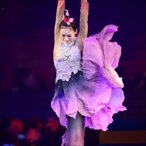 做一个淋漓尽致的舞者！