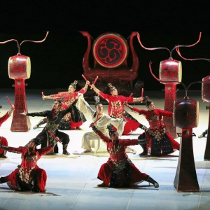 以形写神气韵生动——舞剧《水月洛神》观后