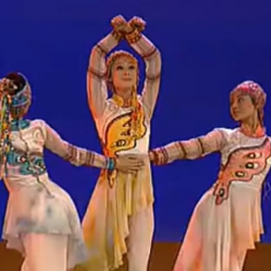 超好看的民族芭蕾三人舞《女儿心》天津歌舞剧院芭蕾舞团（视频）