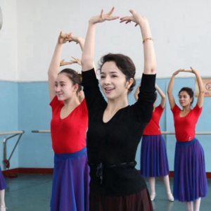 言传身教在舞蹈教学中的重要性