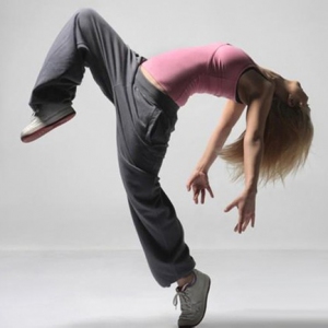 爵士舞总学不会怎么治？8个疗程包您满意！