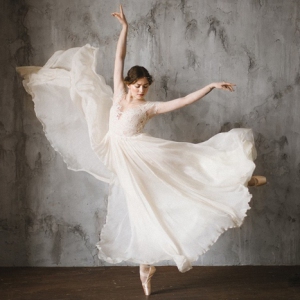 跳完舞后感觉好饿，怎么办?