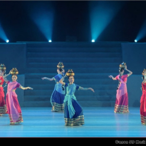 【每日一舞】斯里兰卡传统民间舞蹈《罐舞》八十年代的经典回忆！