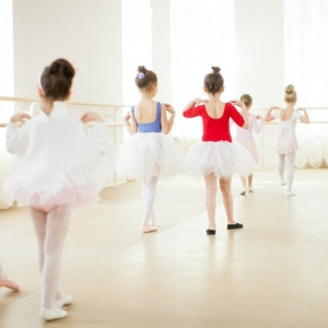 这才是真正的舞者，你可能只是学跳舞而已！