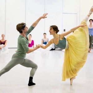 女孩应该嫁给跳舞的男人10大理由！